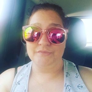 Meet your Posher, Rhonda